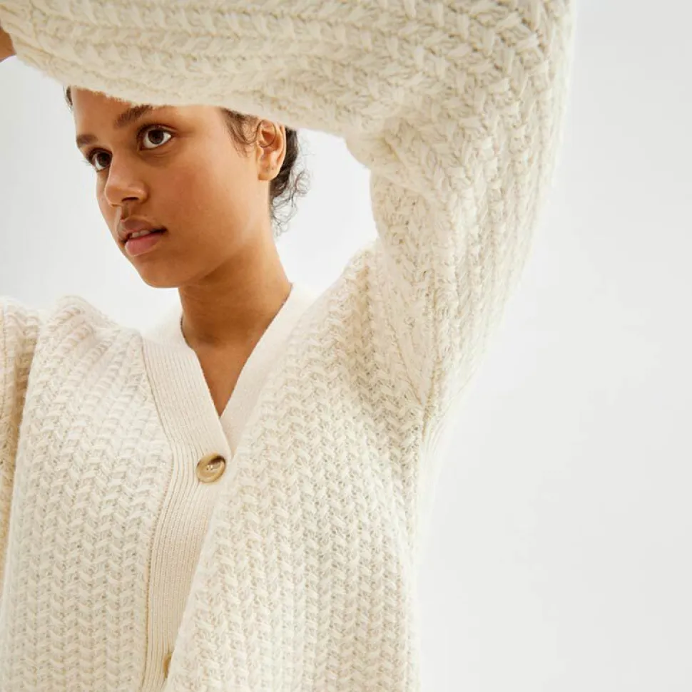 Cardigan Med Struktur